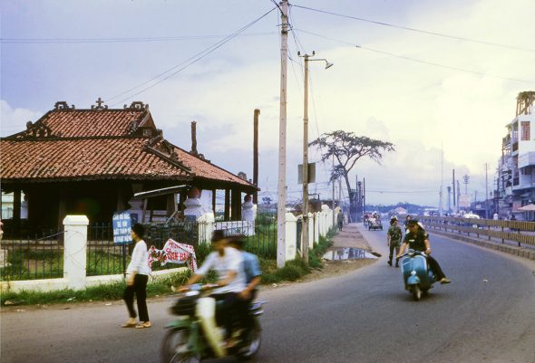 Hình Ảnh Của Lăng Cha Cả